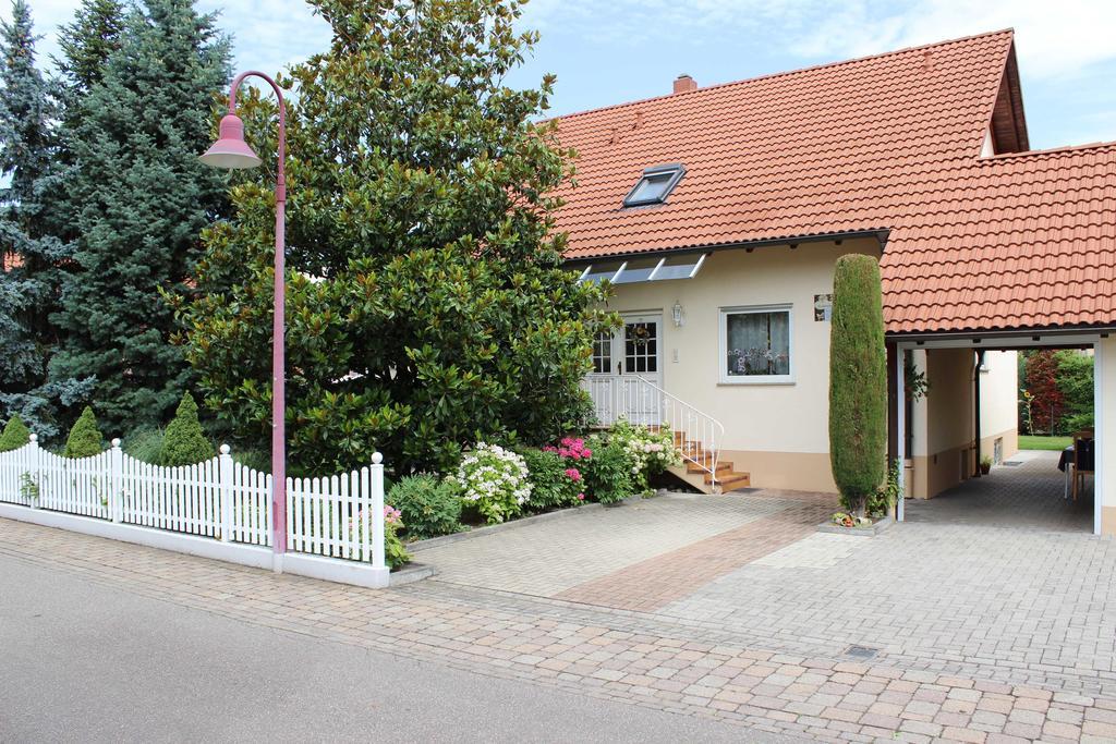Ferienwohnung Fleck ルスト エクステリア 写真